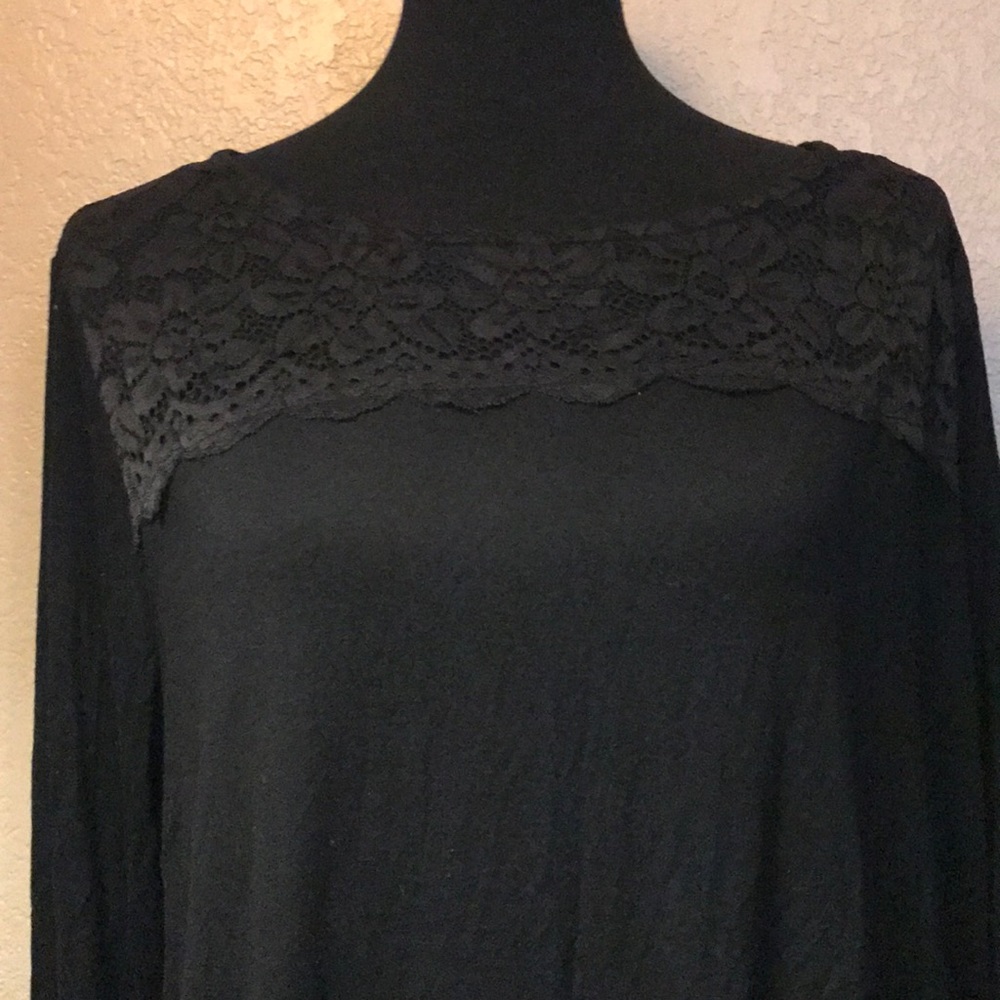 Black Top w/ Lace